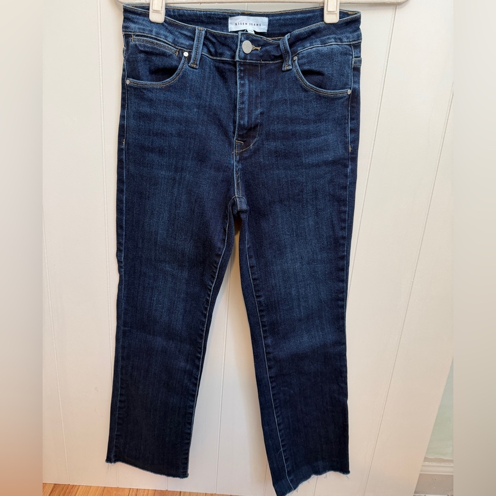 Risen Straight Leg Raw Hem Blue Jeans Women’s Size 7/28